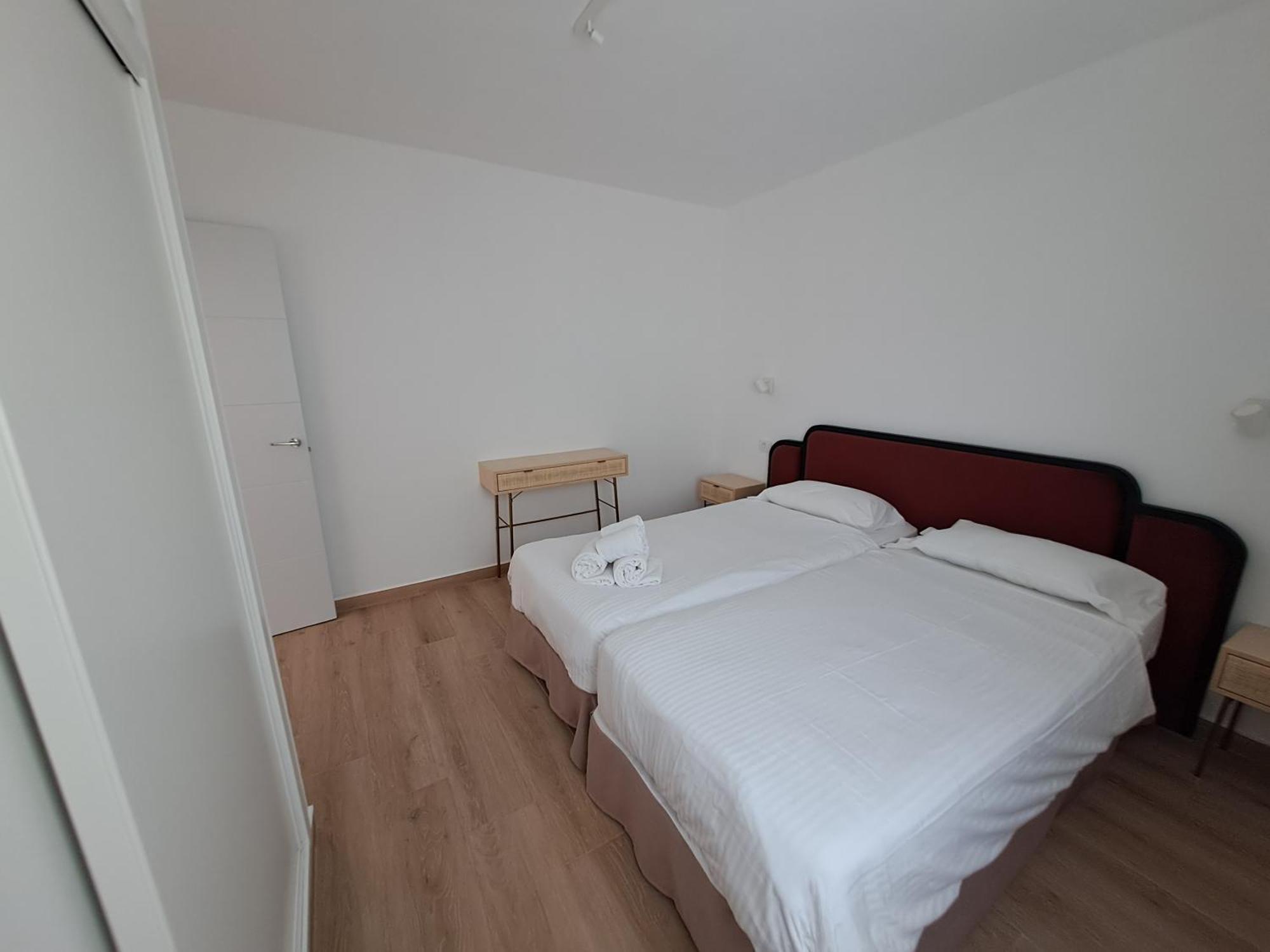 Homeforguest 15 Con Terraza Y Piscina En Apartamento Corralejo